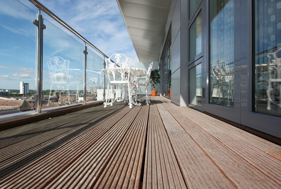 balcony